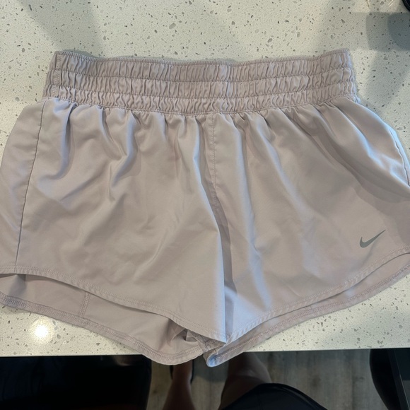 Nike Dri-FIT Beige shirts - Picture 1 of 3